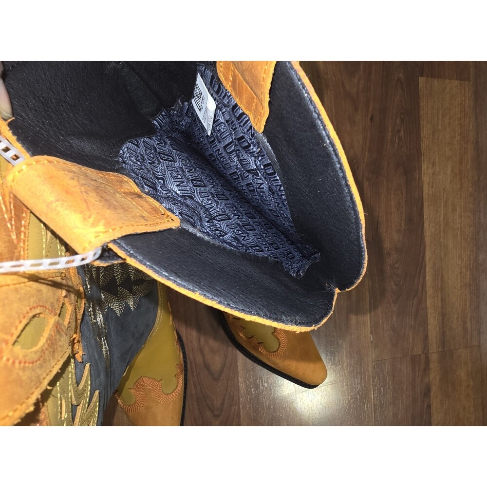 DINGO Women's Statement Leather Flame Detail Western Boots Snip Toe Size 8 NWT - Picture 5 of 16